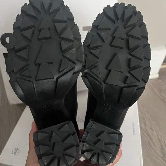 SCHUTZ Zara boots.  Also comes with black laces.  Worn once. - Picture 2 of 7